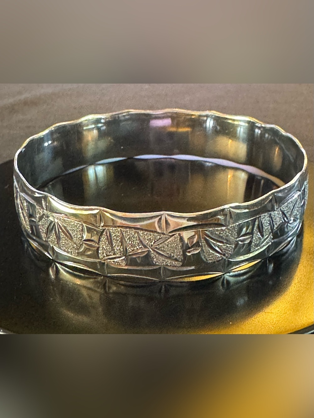 Vintage Sterling Silver Engraved Scalloped Bangle Bracelet - 30g